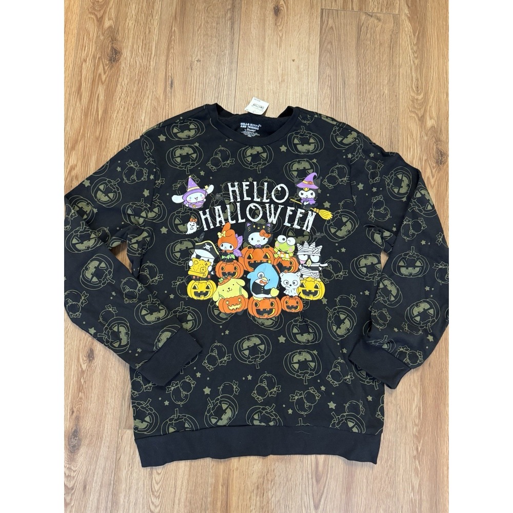 New Halloween Sanrio Hello Kitty And Friends Graphic Sweatshirt, size L